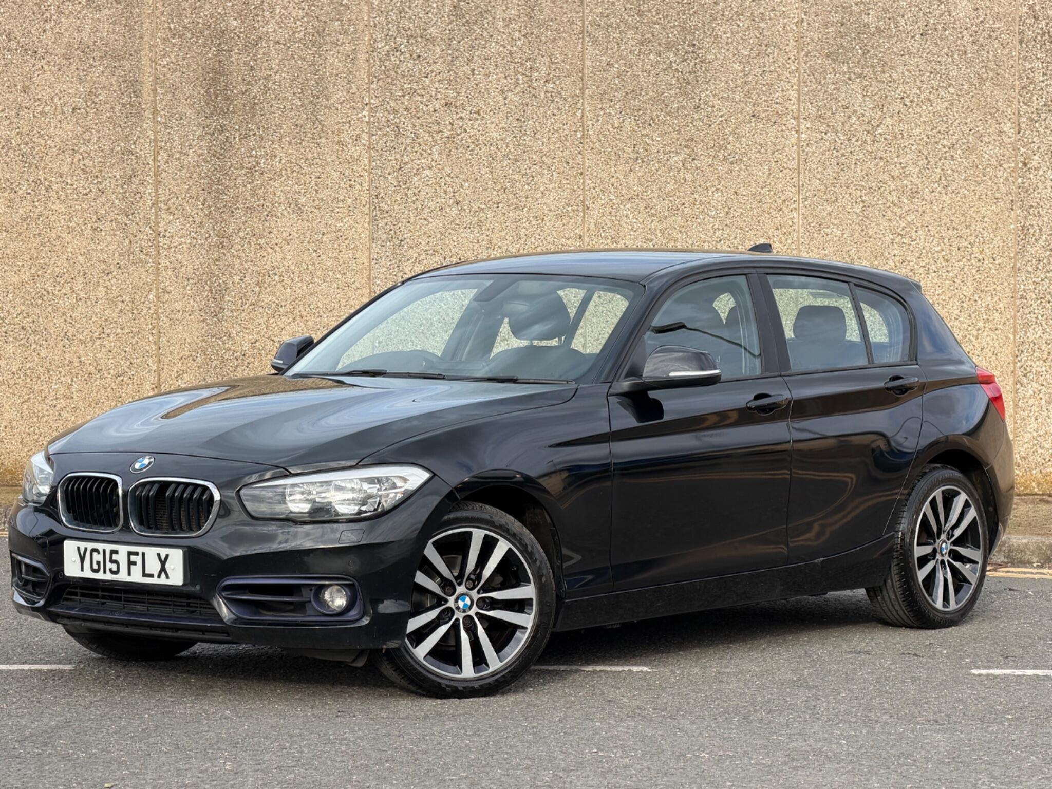 BMW 1 Series view 3