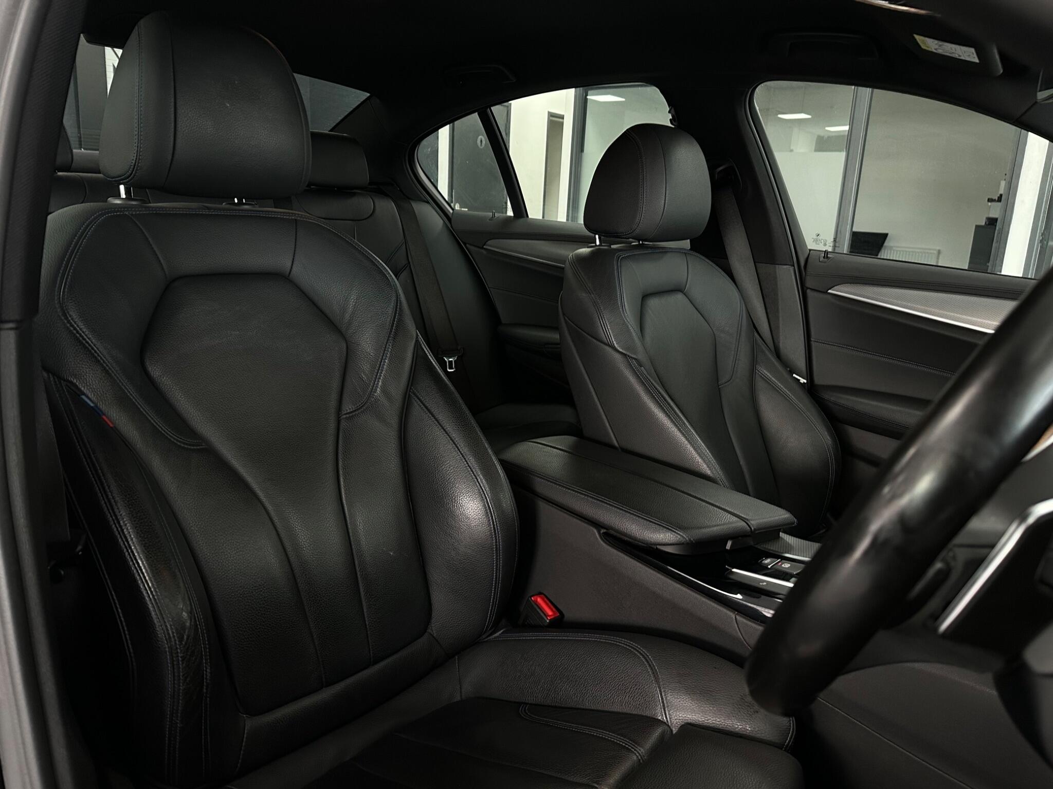 BMW 5 Series view 22