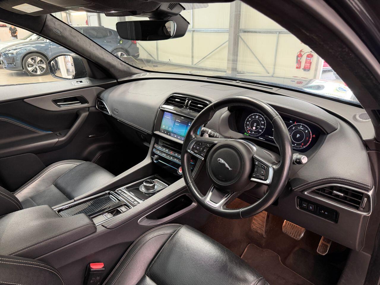 Jaguar F-Pace view 3