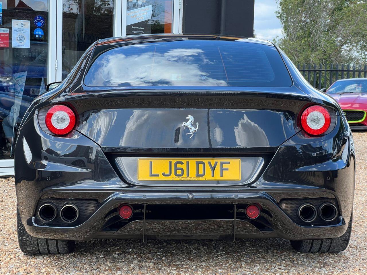 Ferrari FF view 6