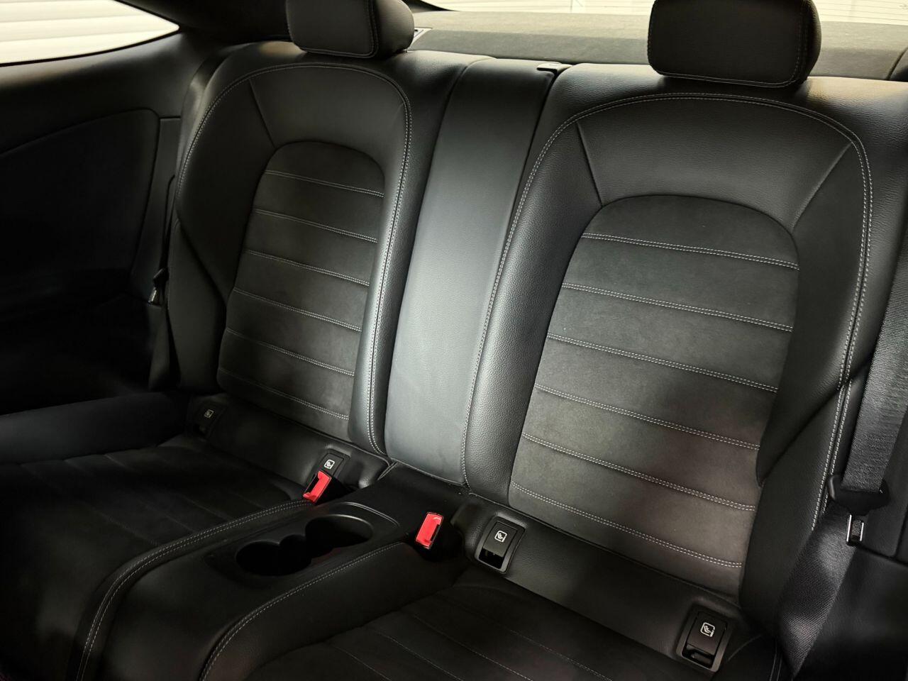 Mercedes-Benz C Class view 17