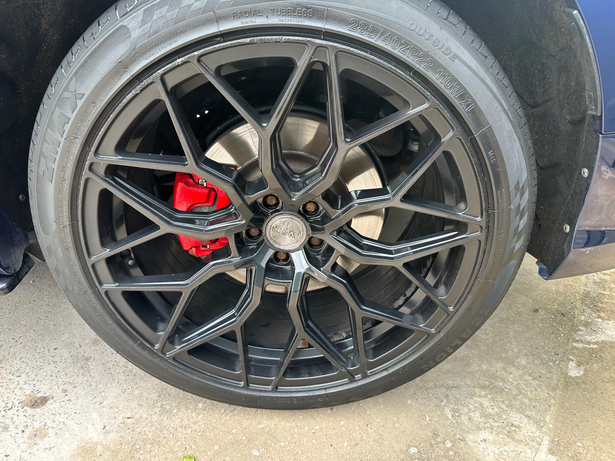 Audi Q8 view 49