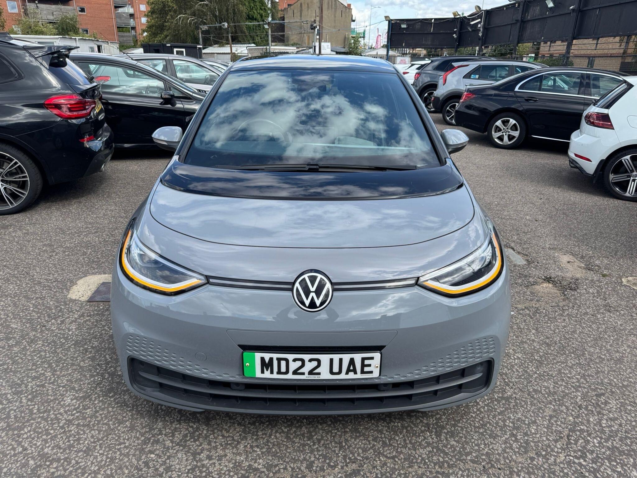 Volkswagen Id.3 view 3