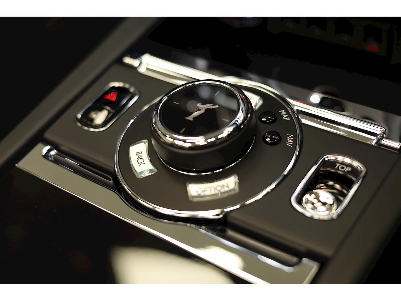 Rolls-Royce Dawn view 48