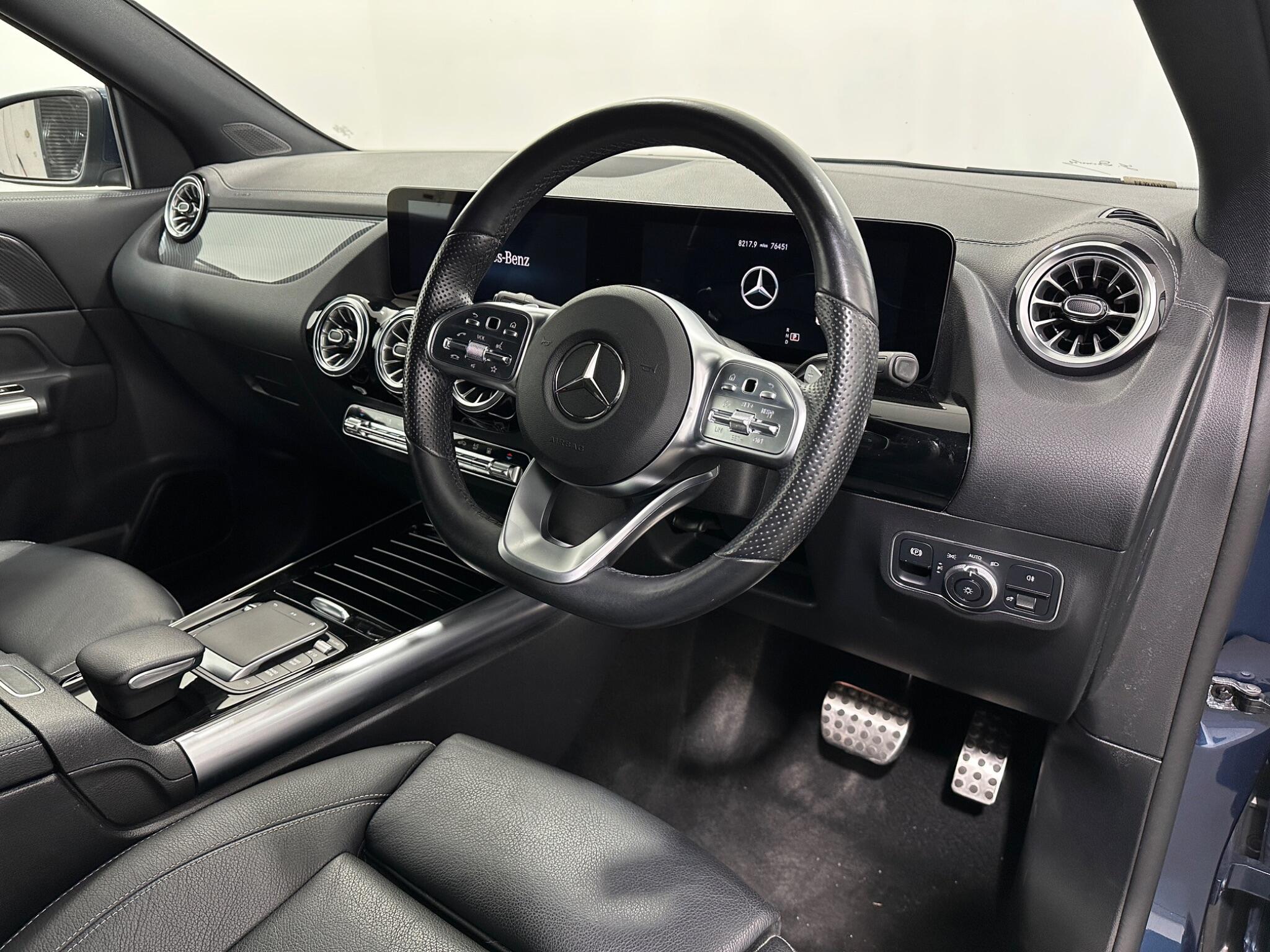 Mercedes-Benz Gla view 11