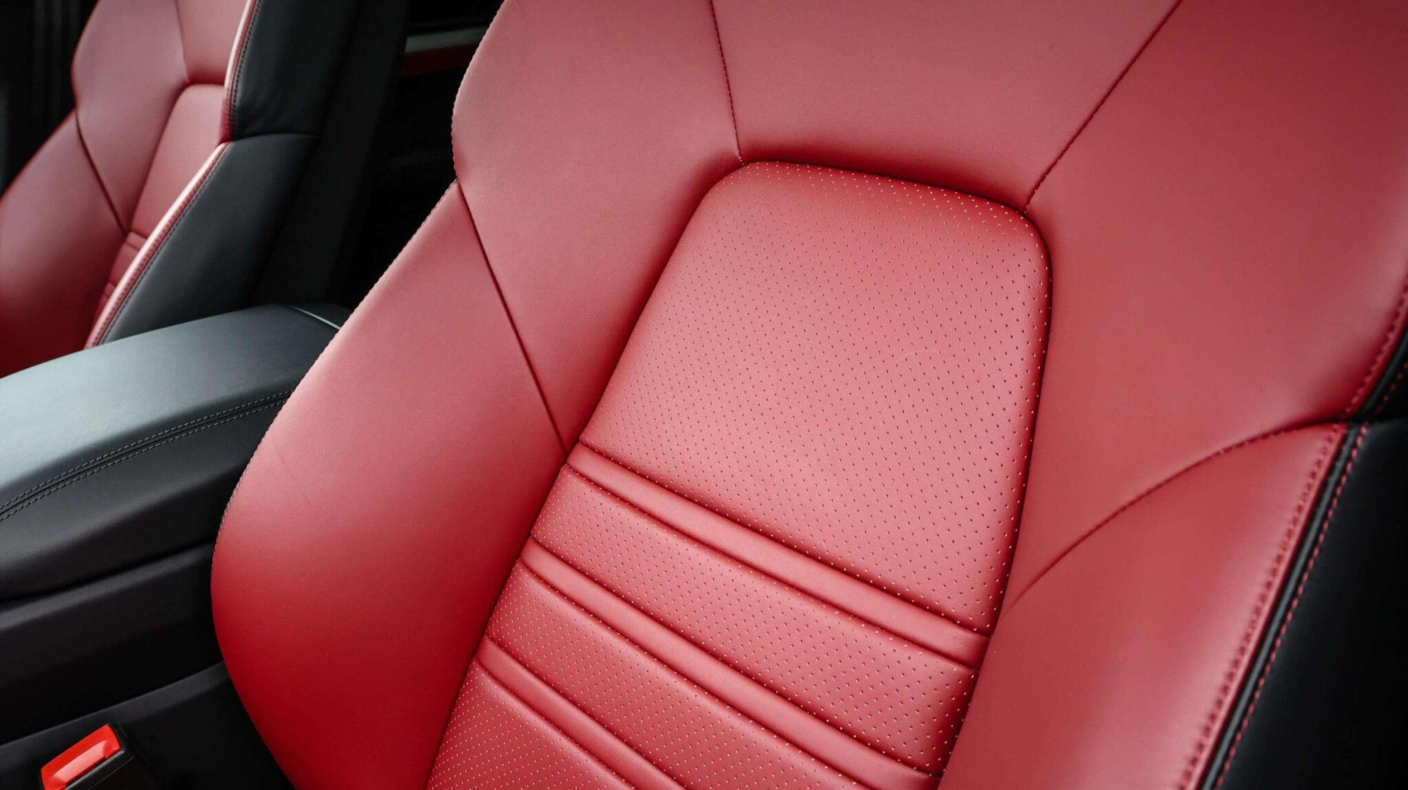 Porsche Cayenne view 17