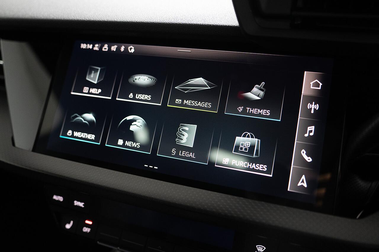 Audi RS3 view 16