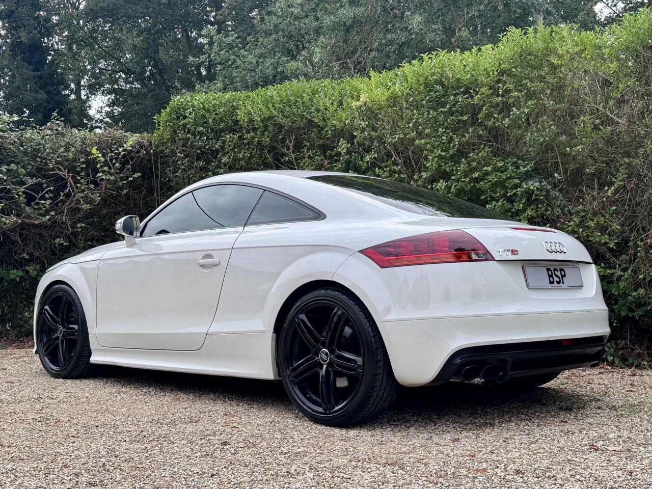 Audi TTS view 2