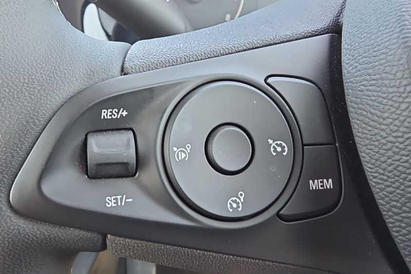 Vauxhall Corsa view 21