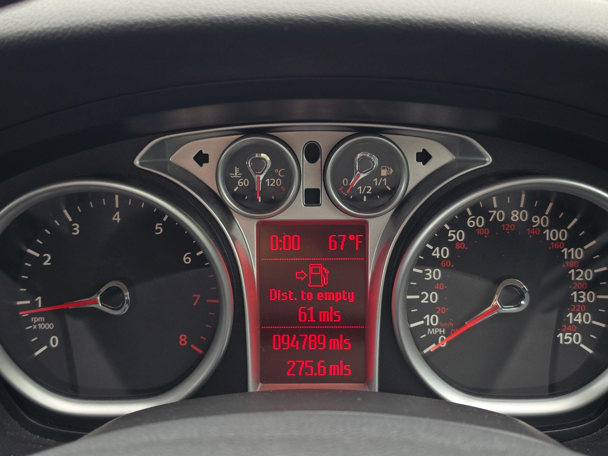Ford Focus view 15