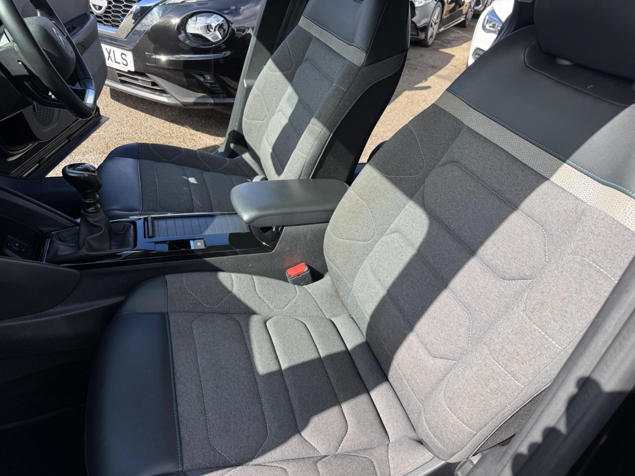 Citroen C4 view 41