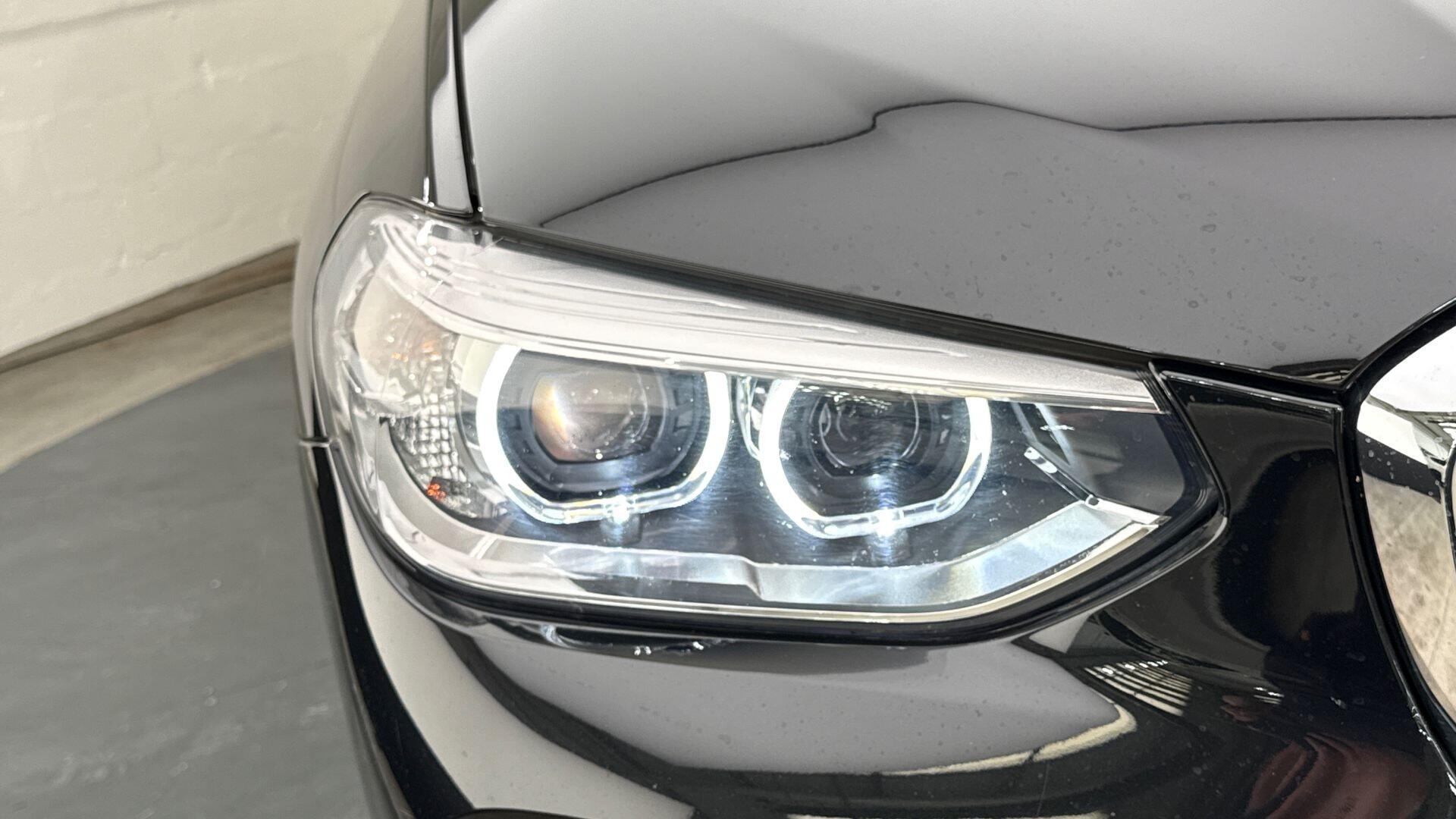 BMW X4 view 23