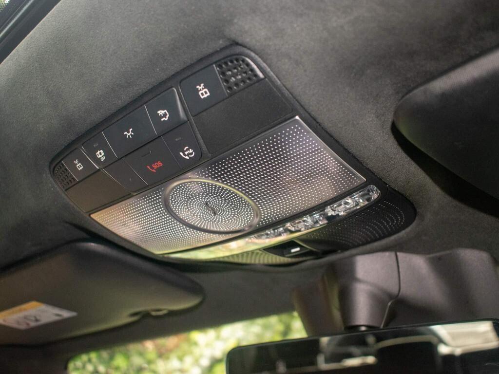 Mercedes-Benz G-Class view 37