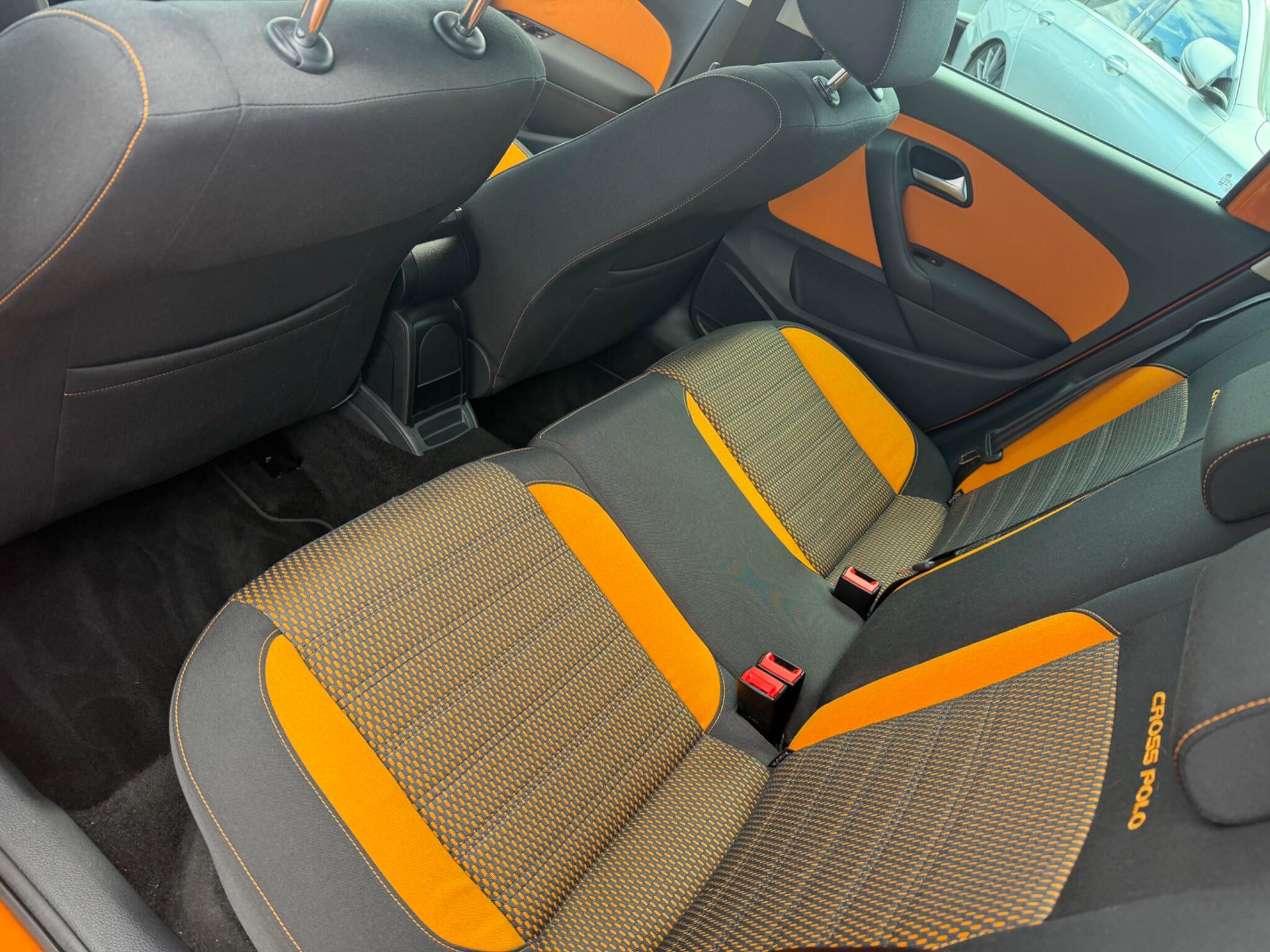 Volkswagen Polo view 11