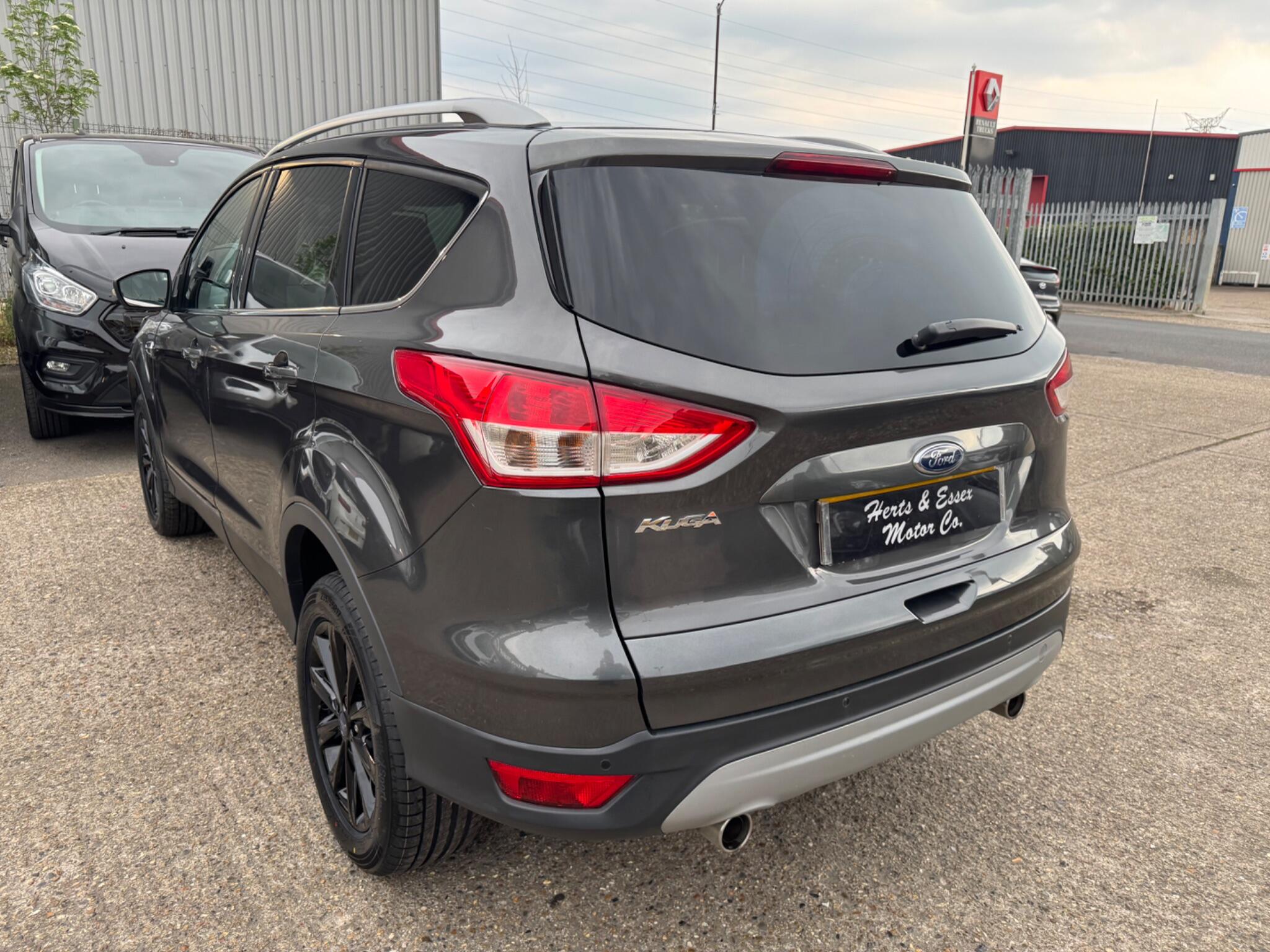 Ford Kuga view 9