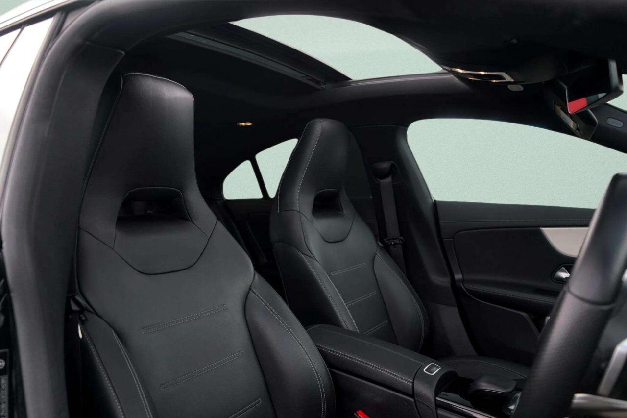 Mercedes-Benz Cla view 2