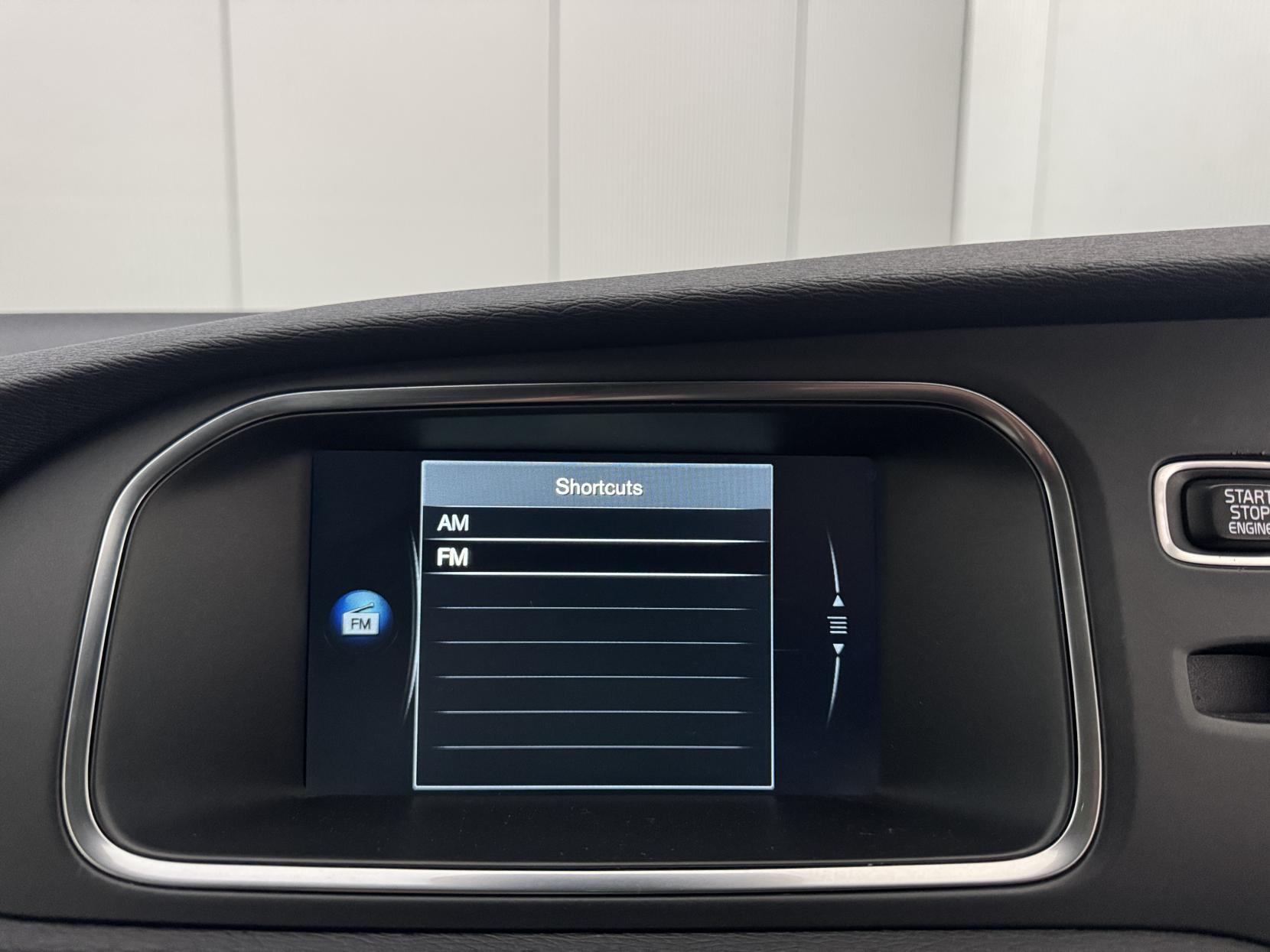 Volvo V40 view 66