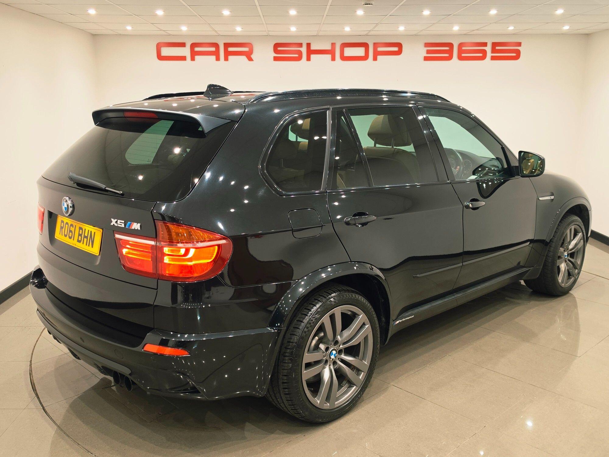 BMW X5 M view 5
