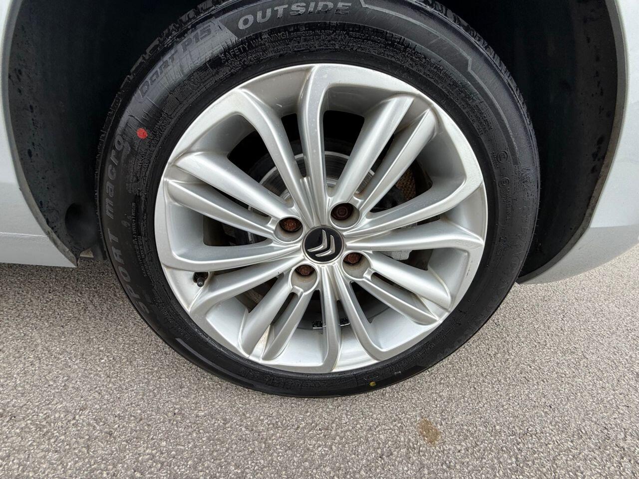 Citroen C4 view 15