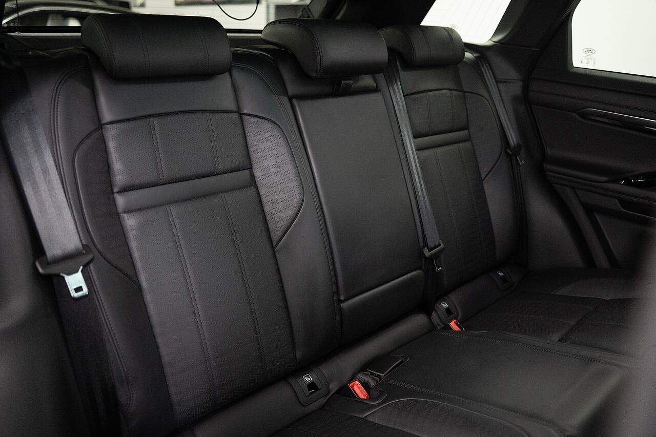 Land Rover Range Rover Evoque view 29