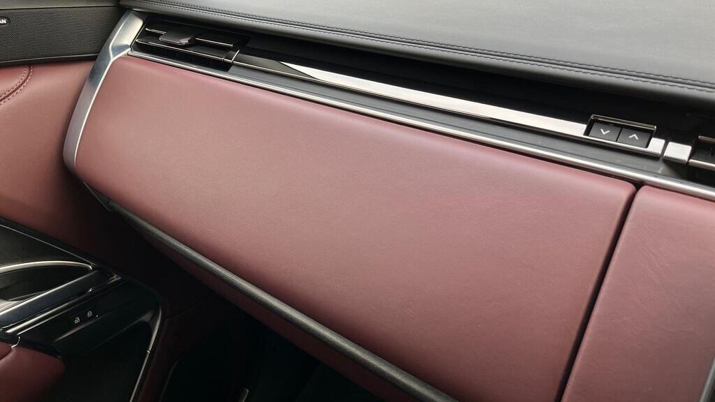 Land Rover Range Rover view 28