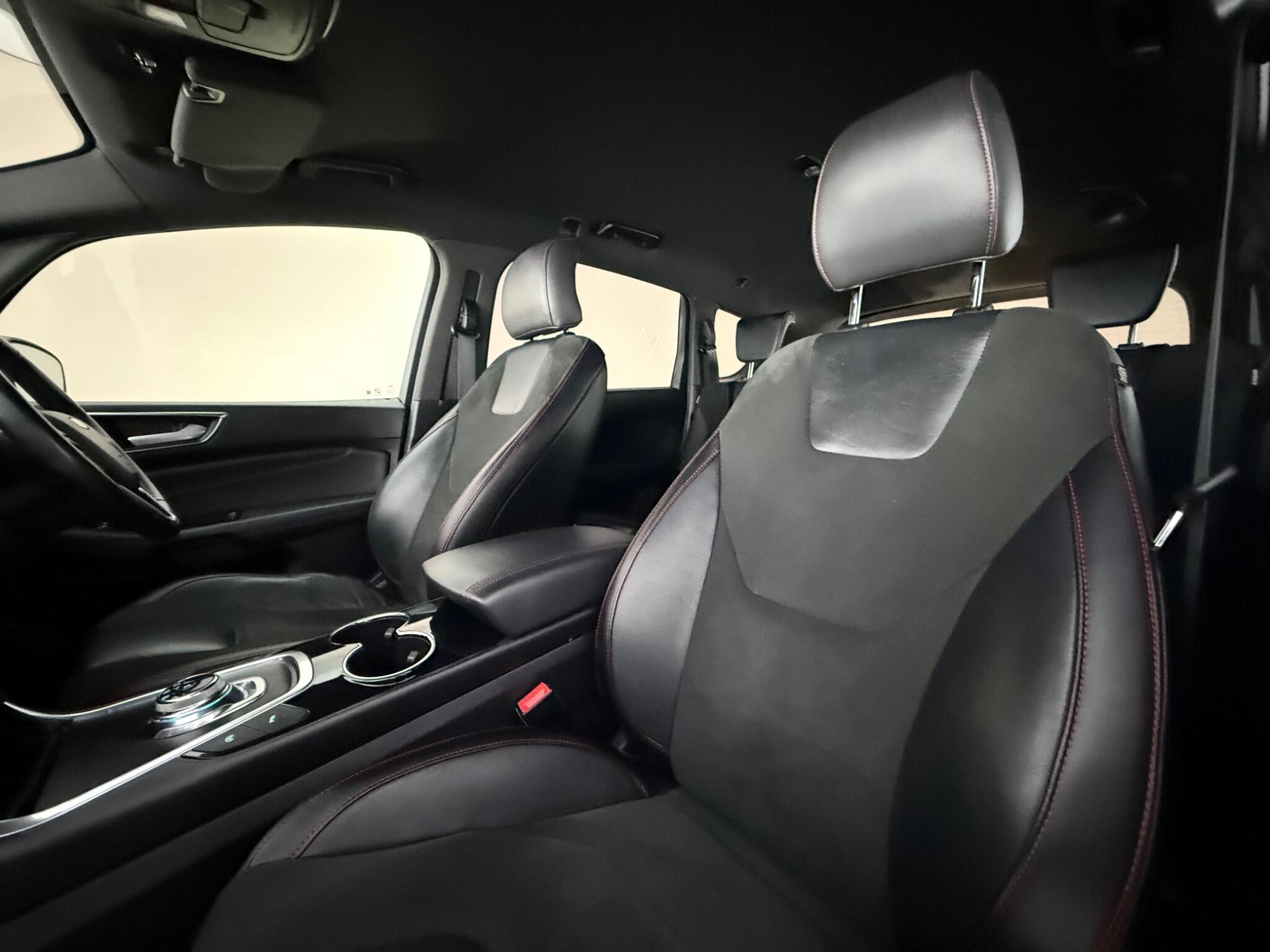 Ford S-Max view 27