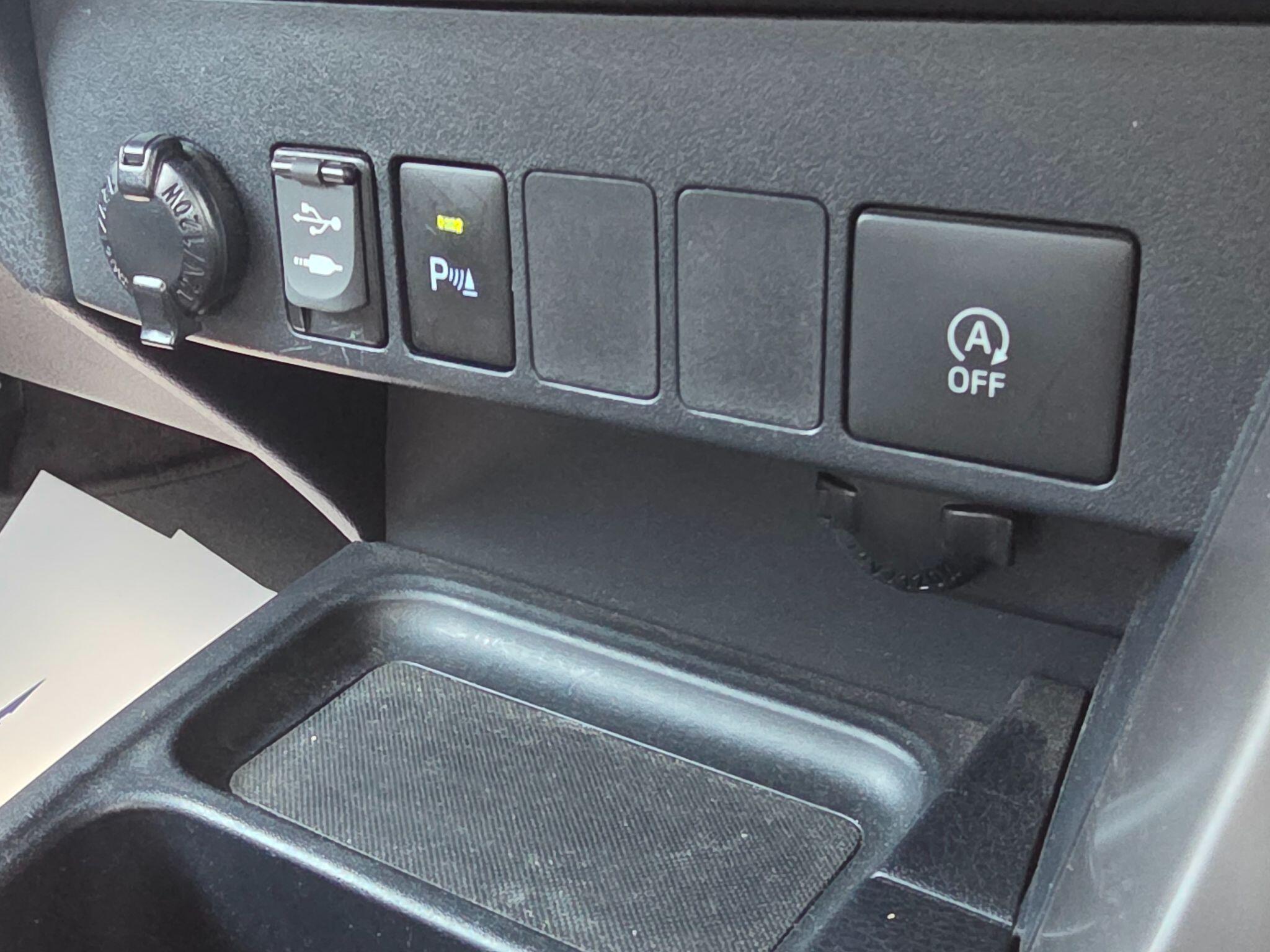 Toyota Rav4 view 20