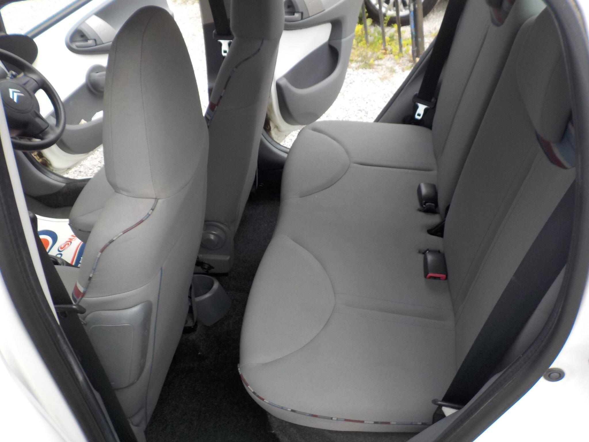 Citroen C1 1.0i VTR+ Euro 5 5dr