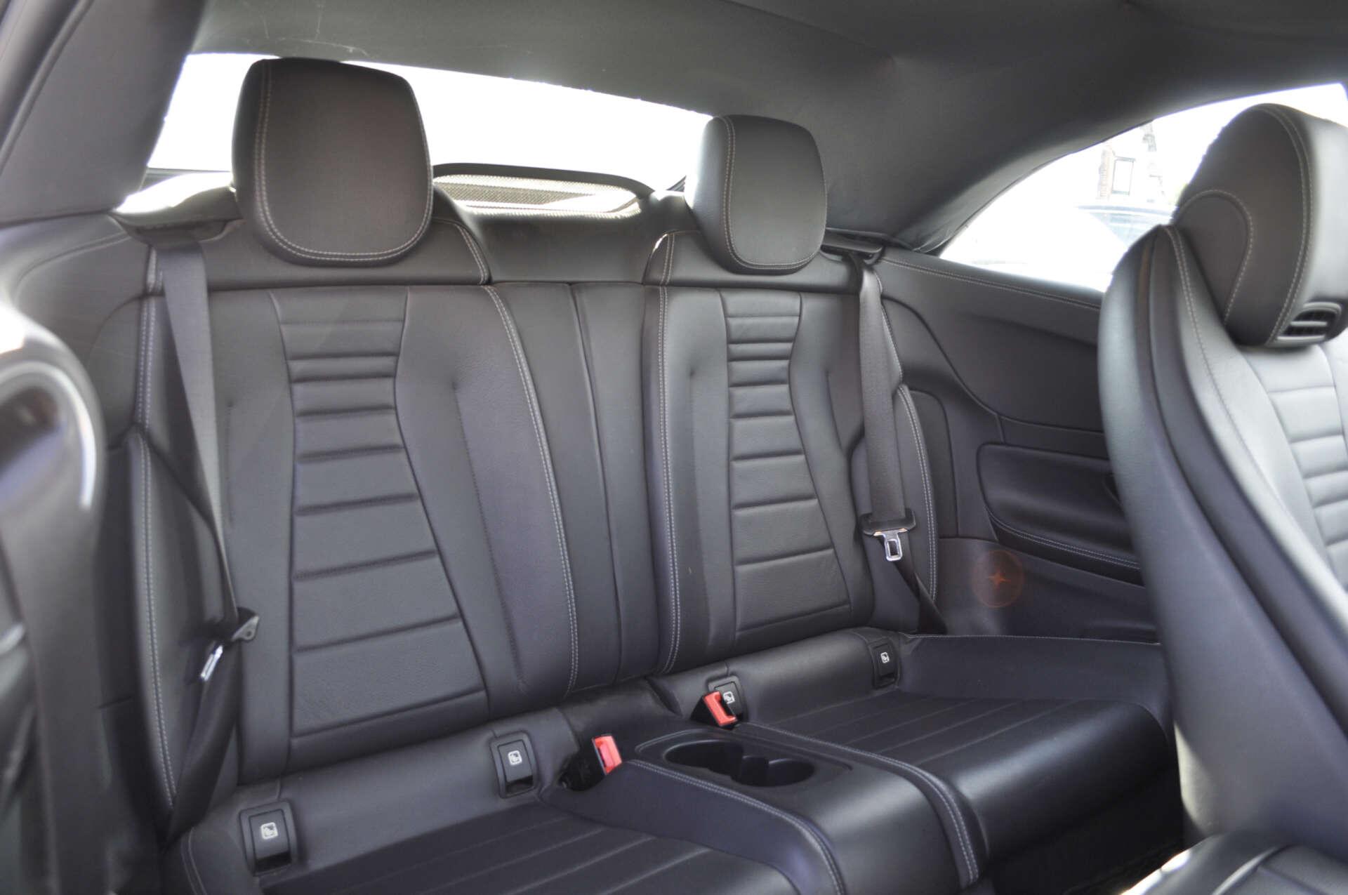Mercedes-Benz E-Class view 11