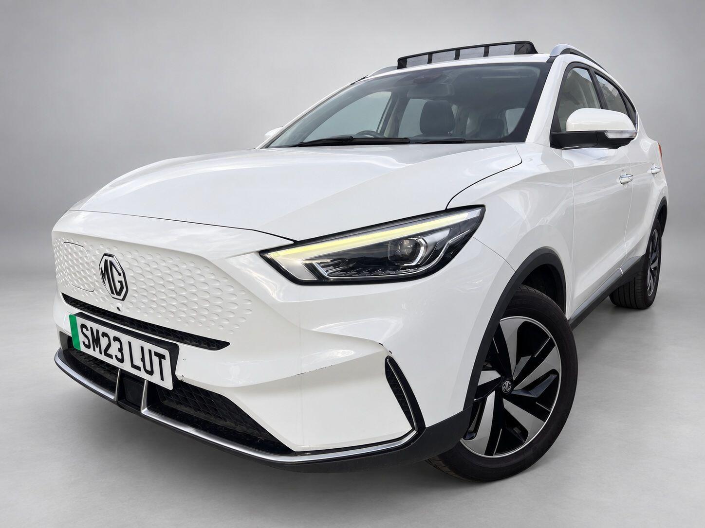 MG ZS view 8
