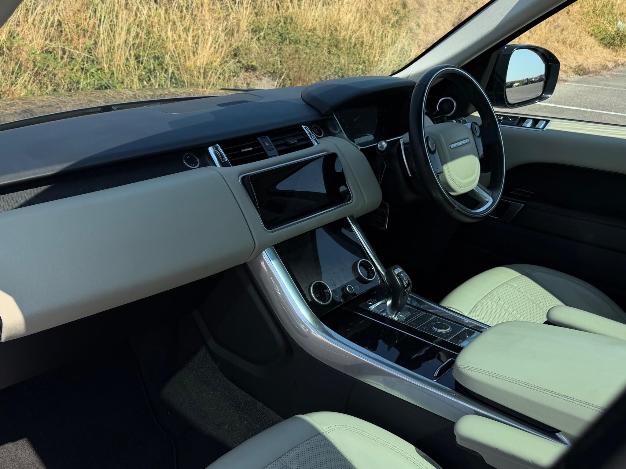 Land Rover Range Rover Sport view 27