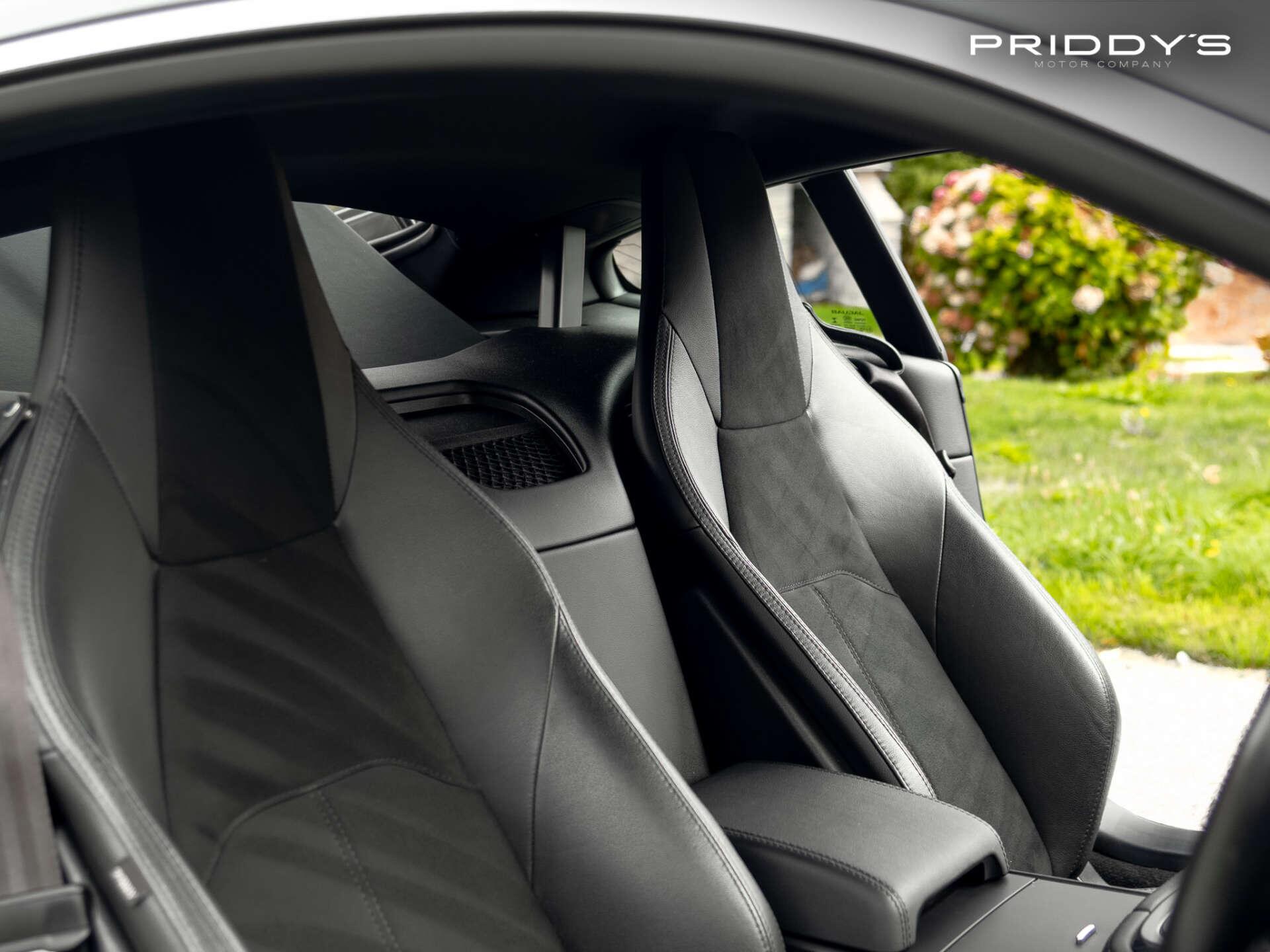 Jaguar F-Type view 51