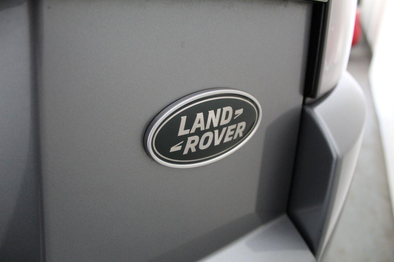 Land Rover Range Rover Evoque view 19