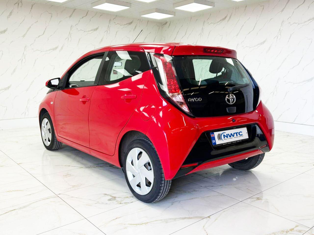 Toyota Aygo view 8