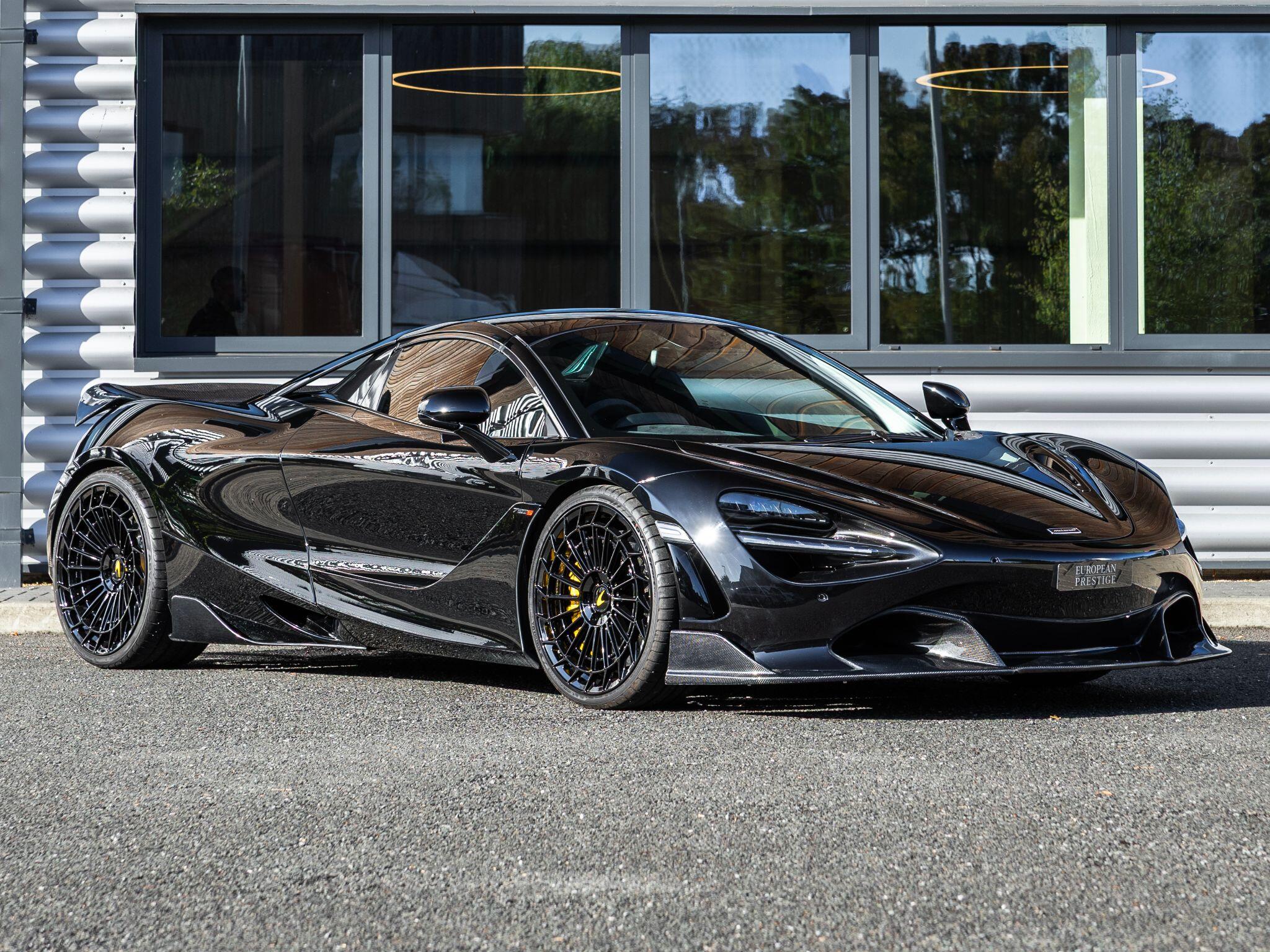 Mclaren 720s view 9