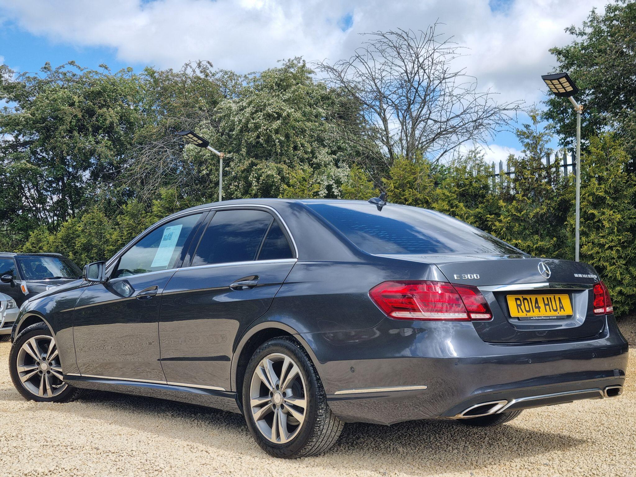 Mercedes-Benz E Class view 15