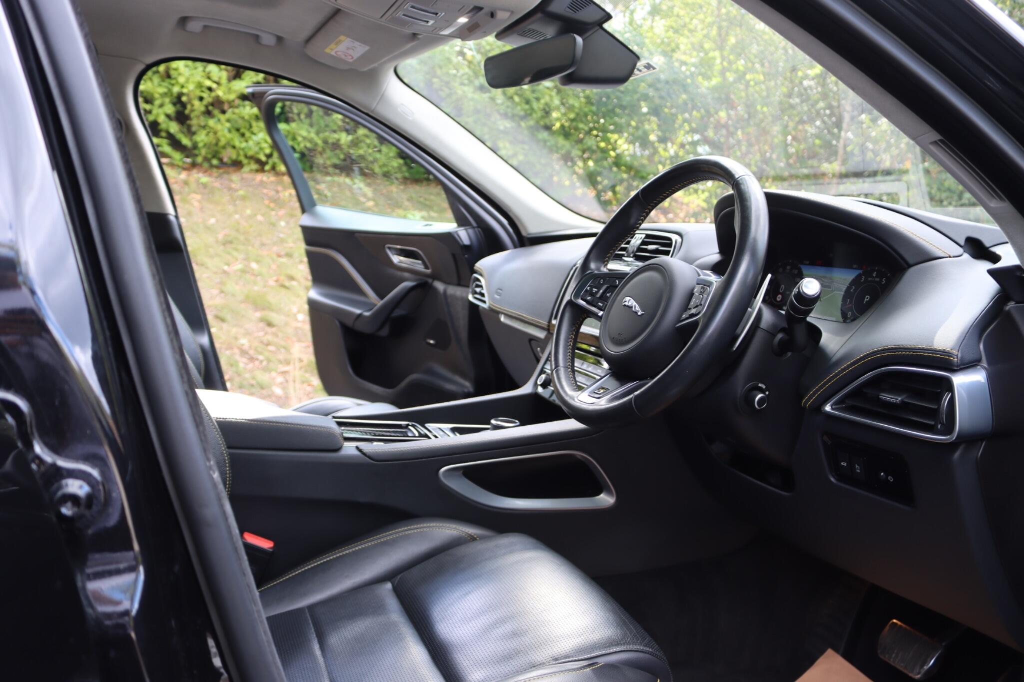 Jaguar F-Pace view 5