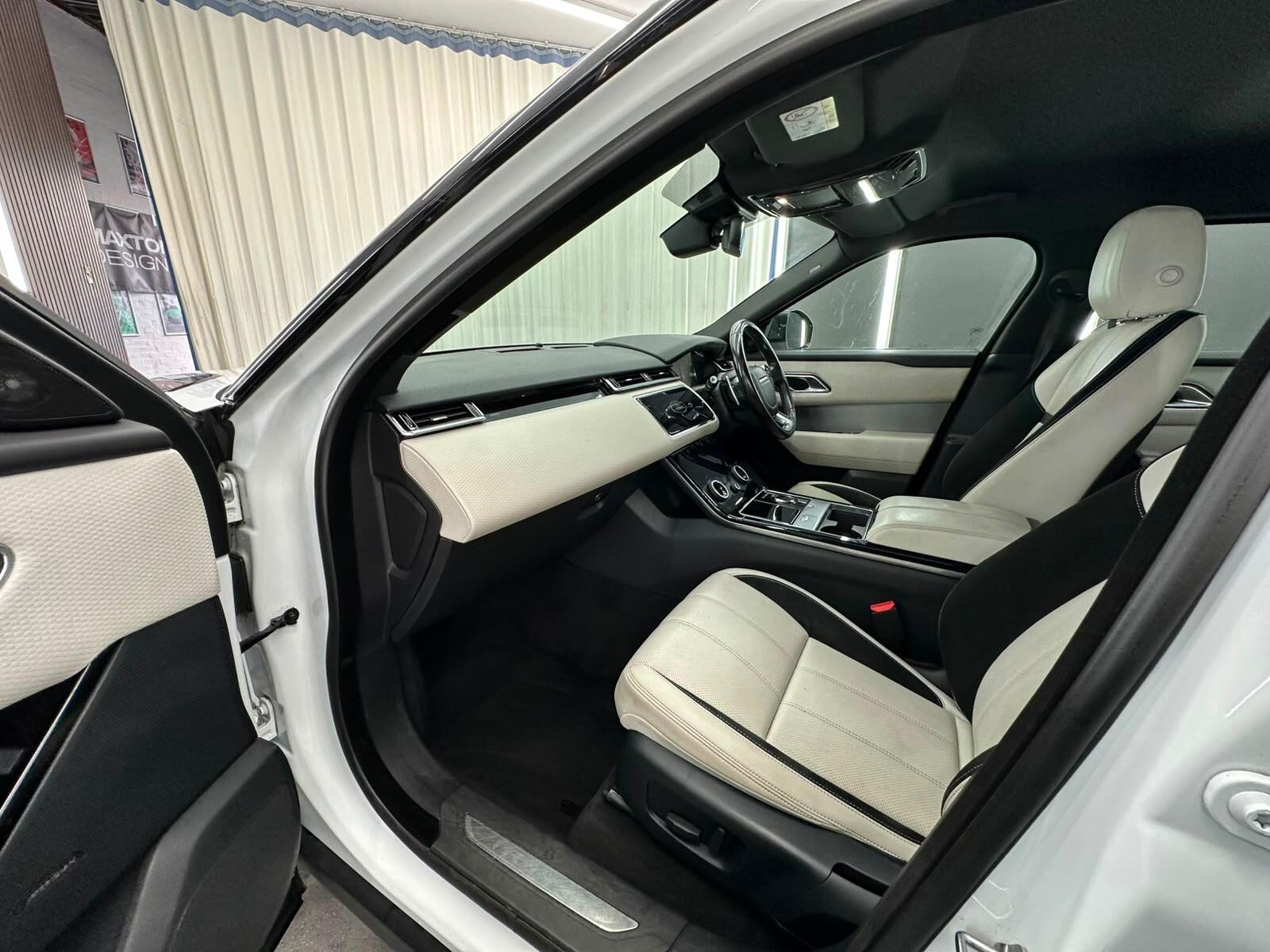 Land Rover Range Rover Velar view 32