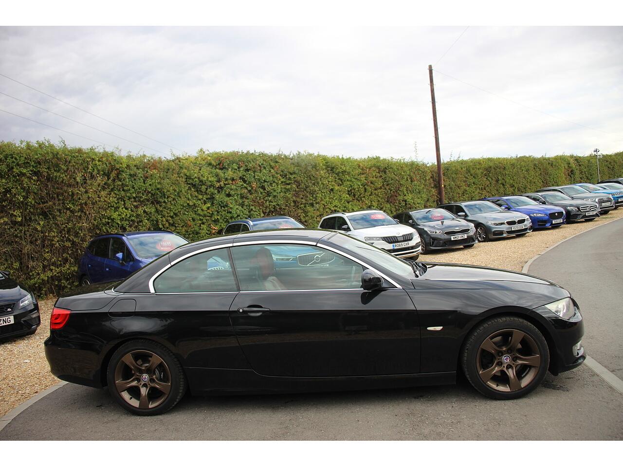 BMW 3 Series view 6