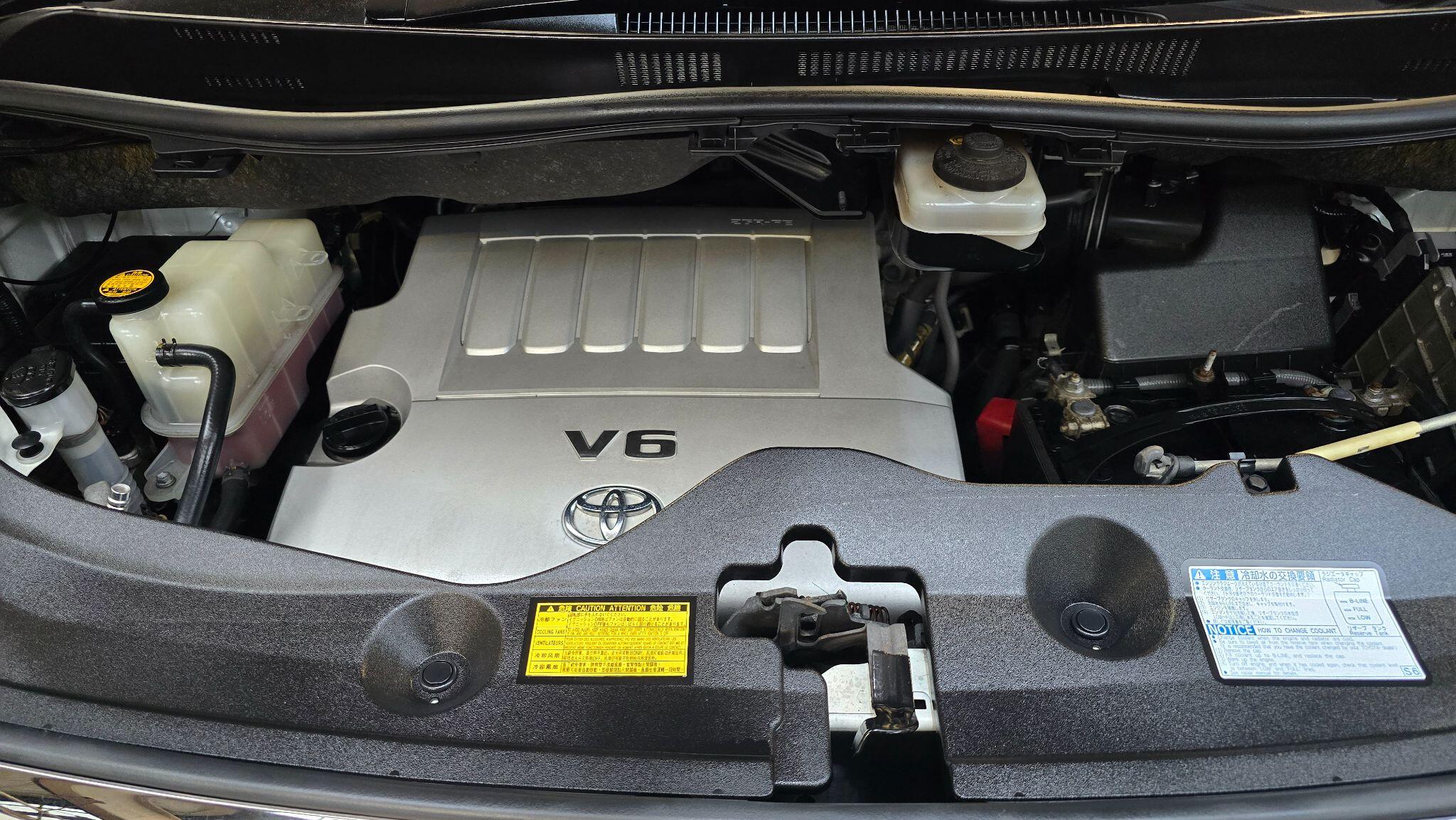 Toyota Vellfire view 34