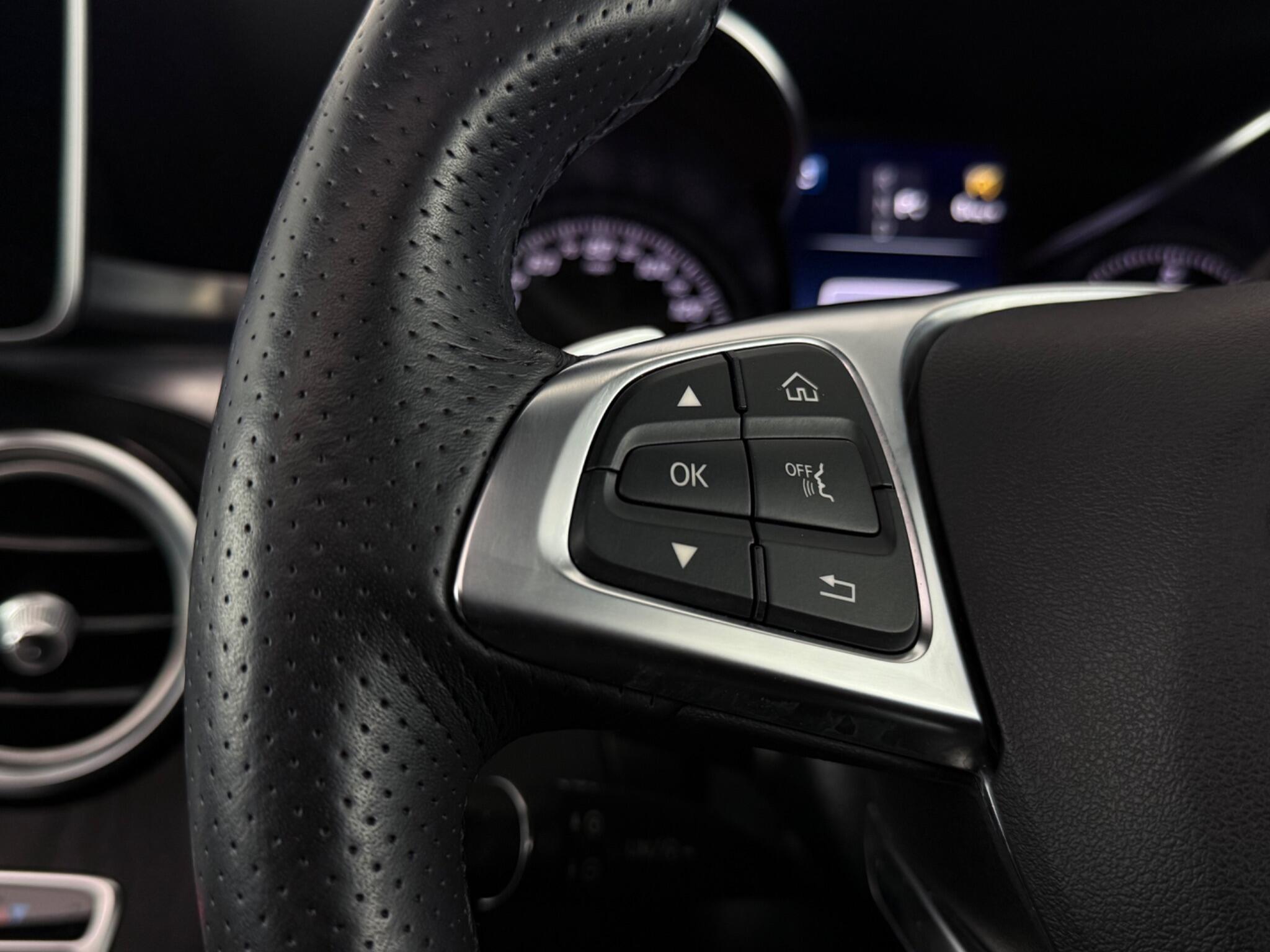 Mercedes-Benz GLC view 15