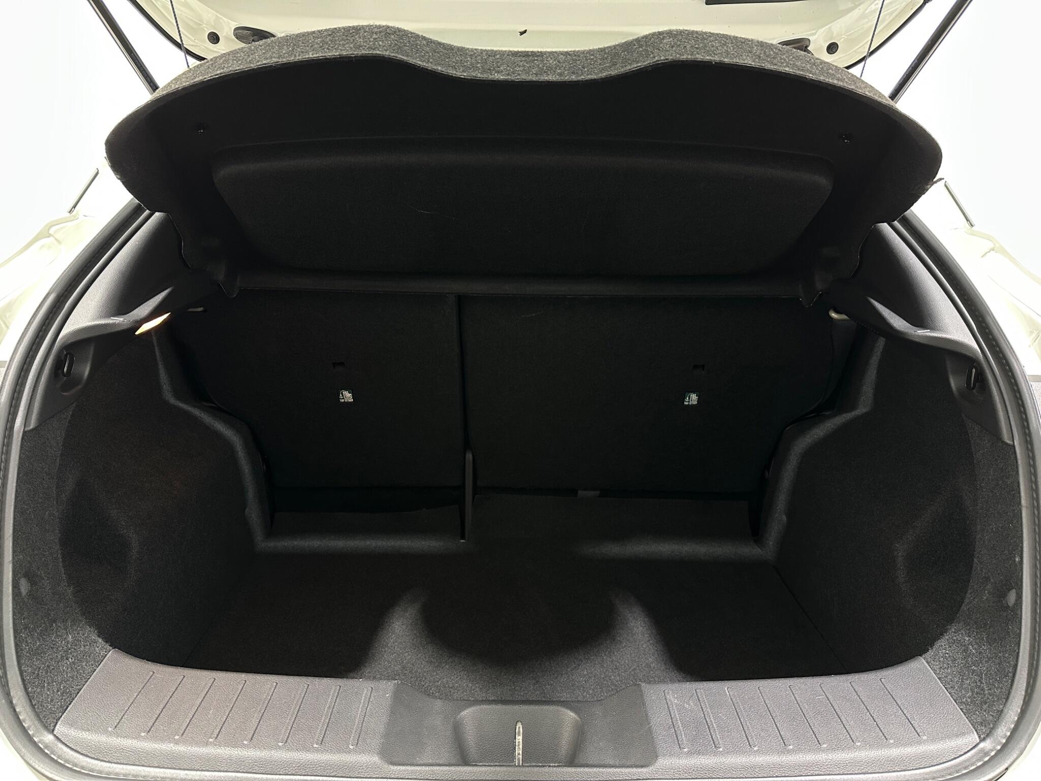 Nissan Juke view 44