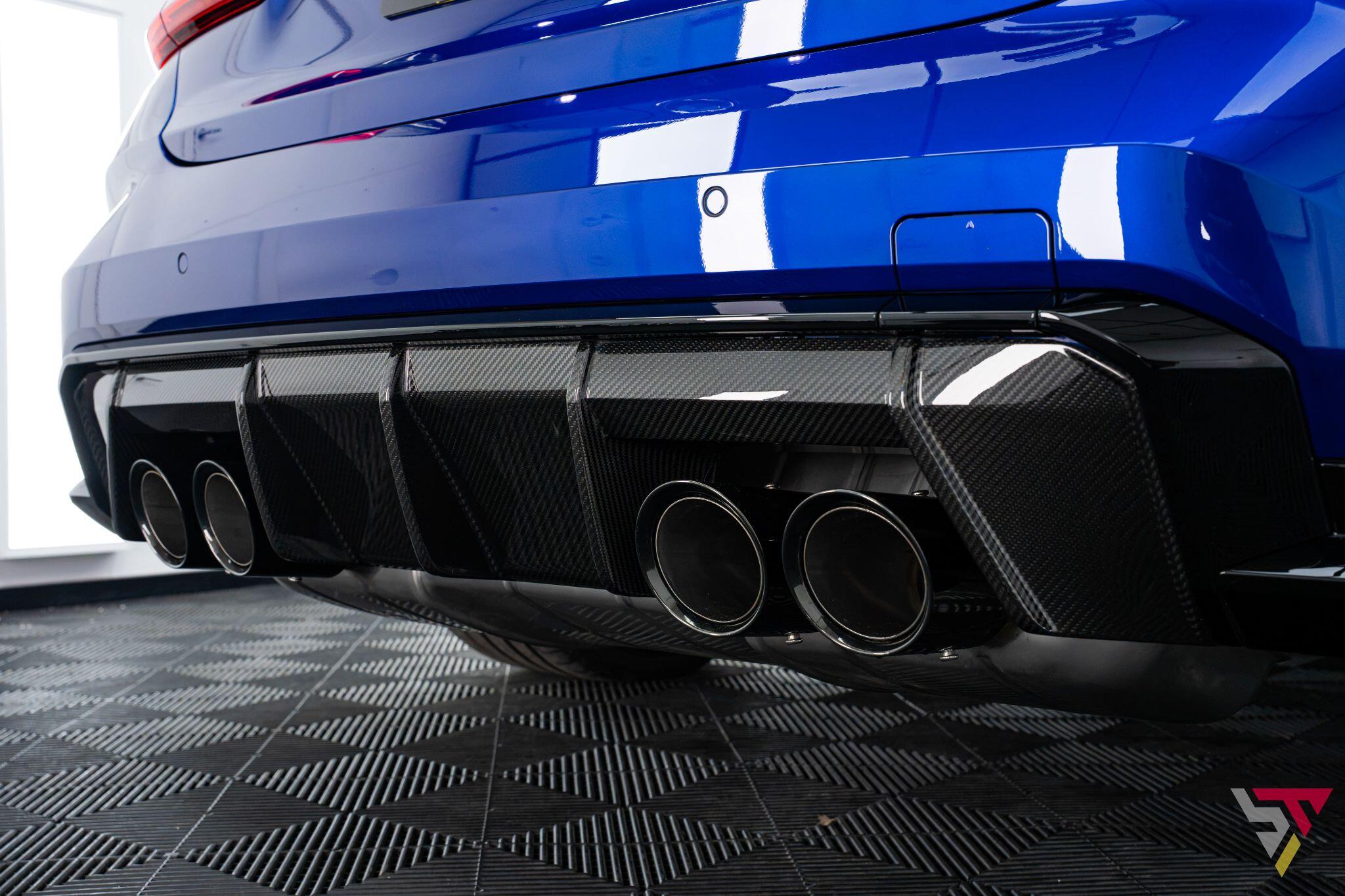 BMW M3 view 9
