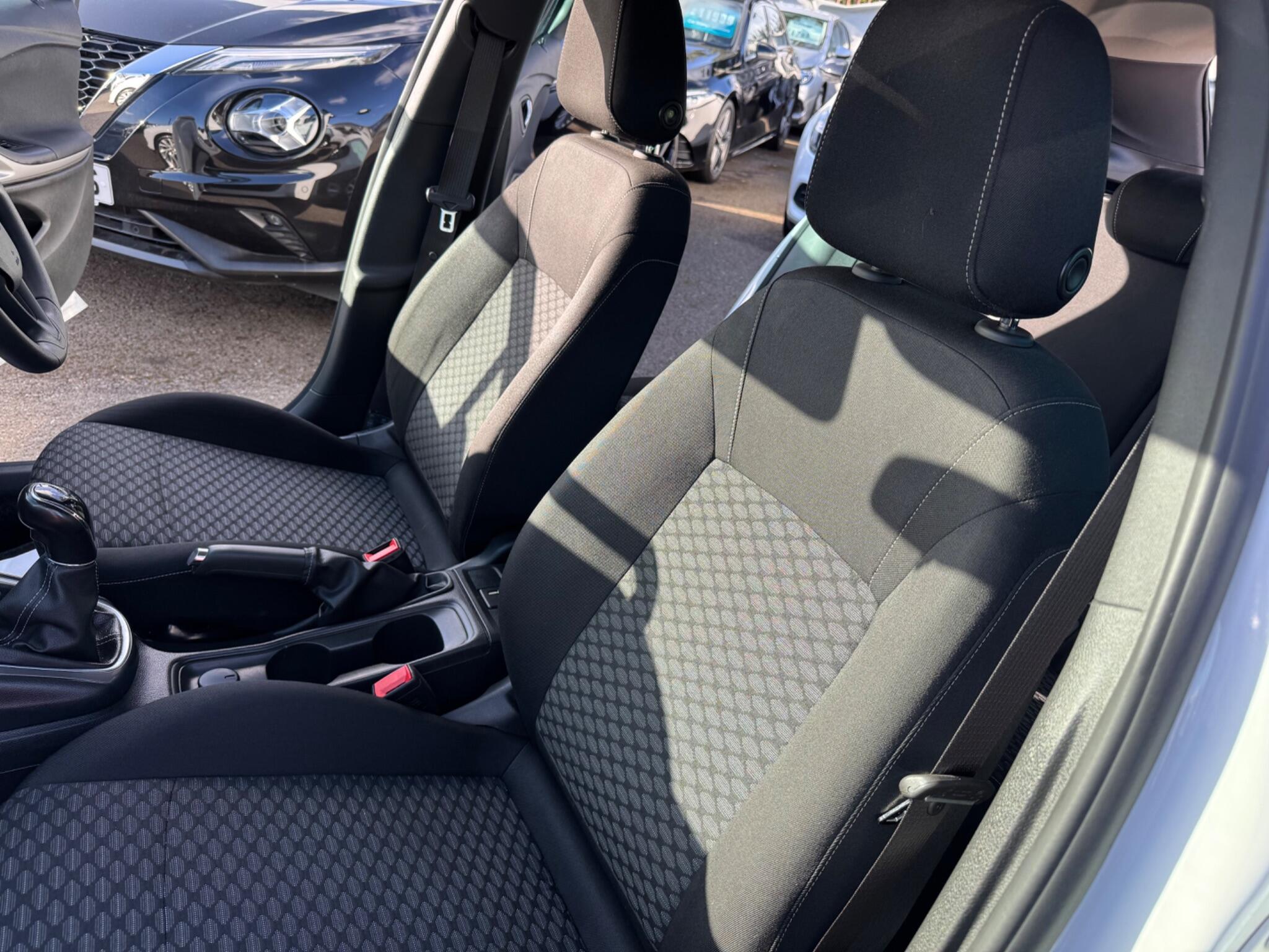 Vauxhall Astra view 38