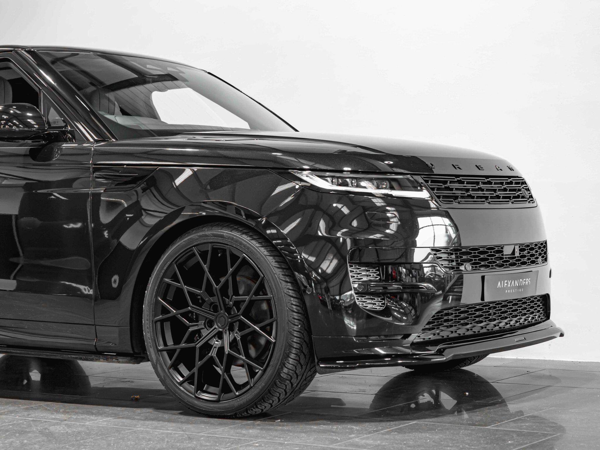 Land Rover Range Rover Sport view 12