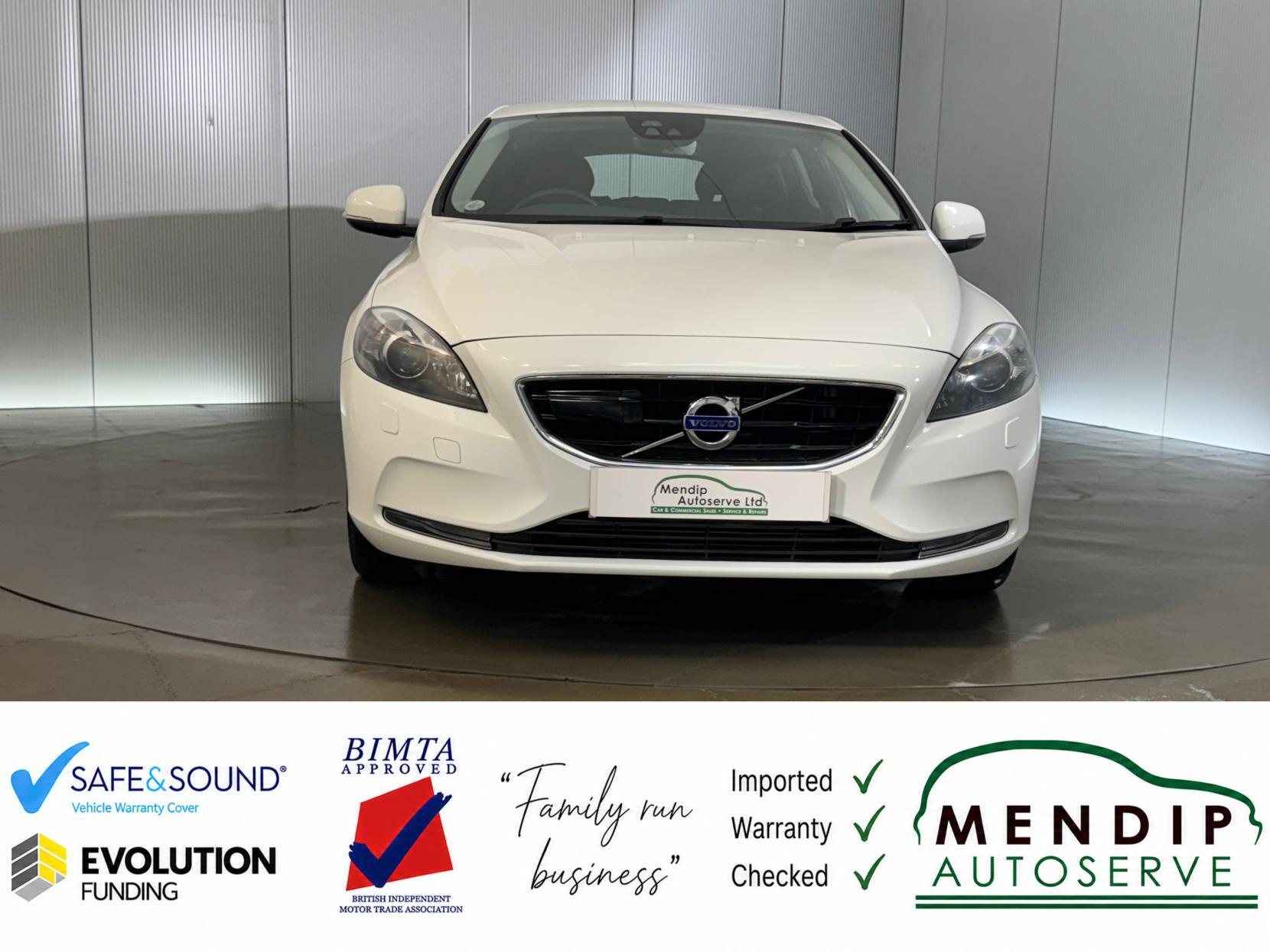 Volvo V40 view 33