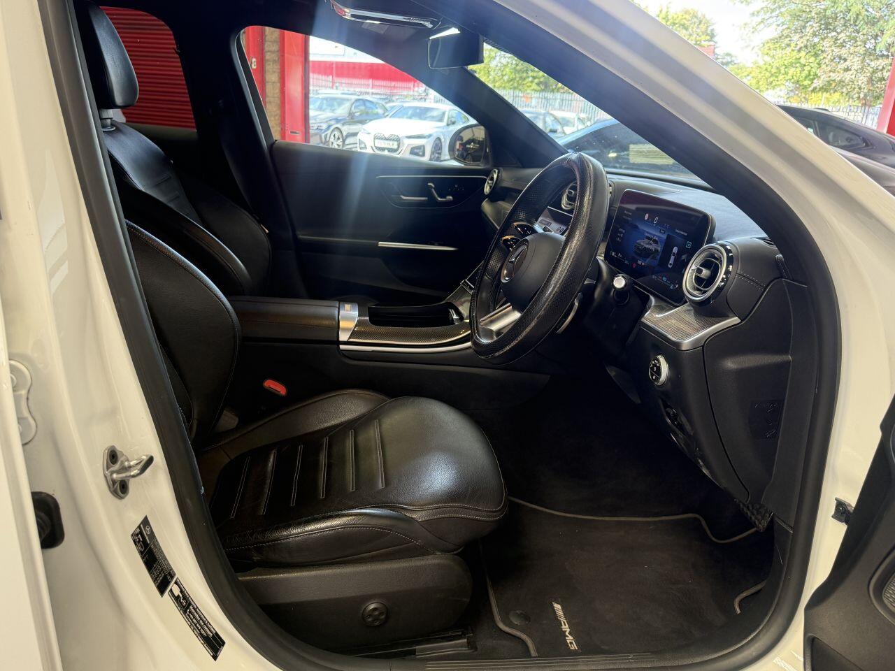 Mercedes-Benz C Class view 31