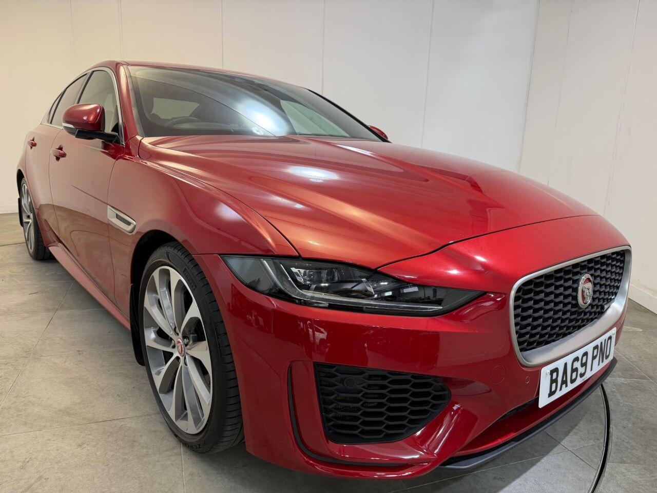 Jaguar Xe view 66