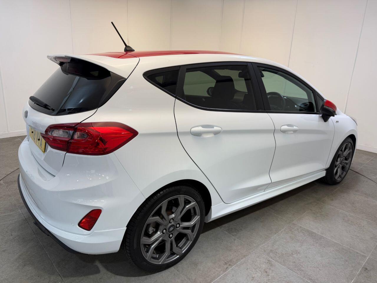 Ford Fiesta view 48