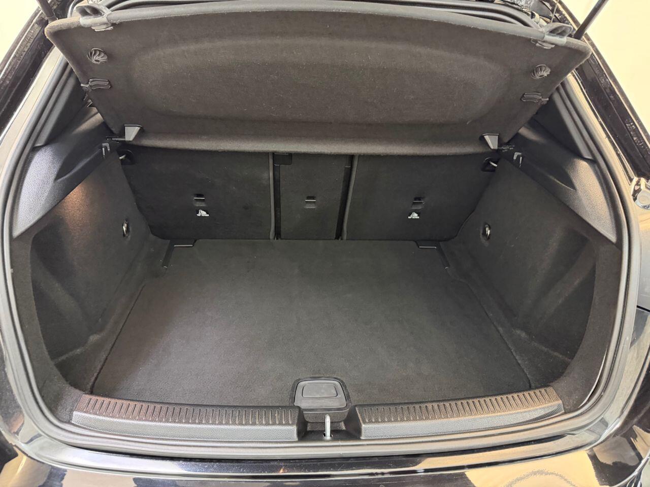Mercedes-Benz A Class view 29